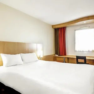 2* Otel Ibis